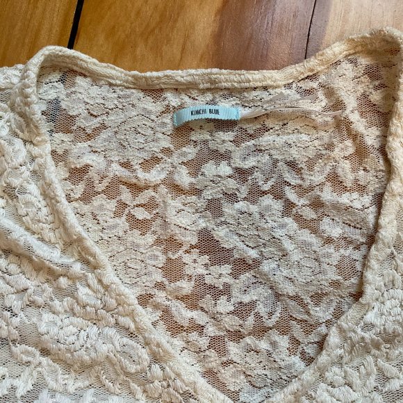 Lace button up crop top - Picture 2 of 2